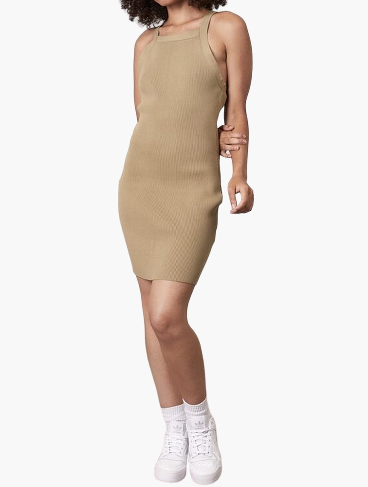 111KB 2001 null null null null 15 21 21 2003 null U1R7xhovmgLoM